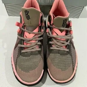 Nike Kyrie Flytrap V Moon Fossil Pink Gaze Camo Mens Basketball Shoes Size 9.5 Buy Nike Kyrie Flytrap 5  main image 4